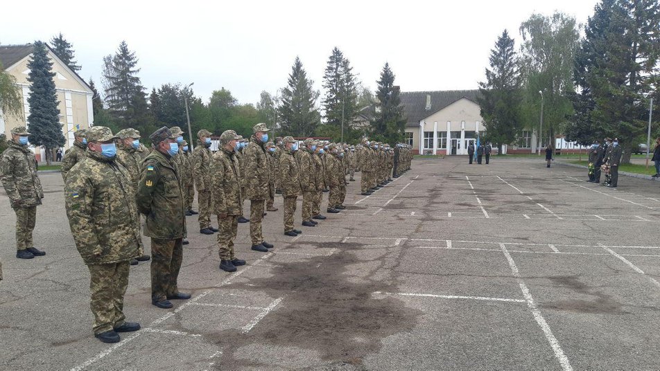 Більше сотні вихованців Прикарпатського військово-спортивного ліцею склали присягу ВІДЕО