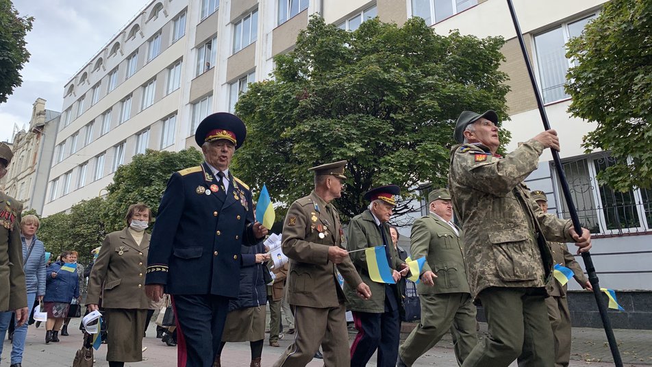 У Франківську урочистою ходою вшанували пам'ять загиблих захисників України ФОТО