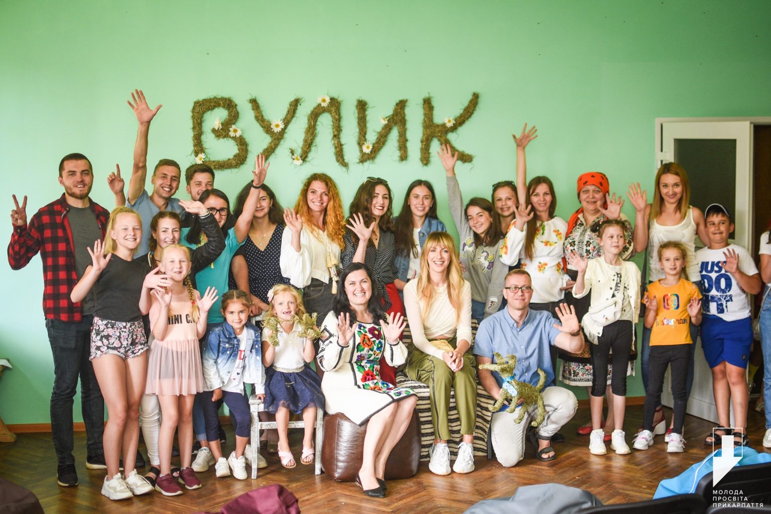 “Бойє”: як Леся Нікітюк на бойківщині плела іграшки з сіна і тушкувала лободу