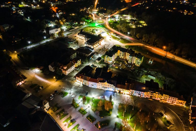 У мережі опублікували неймовірні світлини Галича з висоти пташиного польоту ФОТО