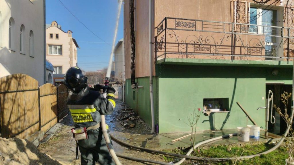 У Крихівцях спалахнув житловий будинок ФОТО