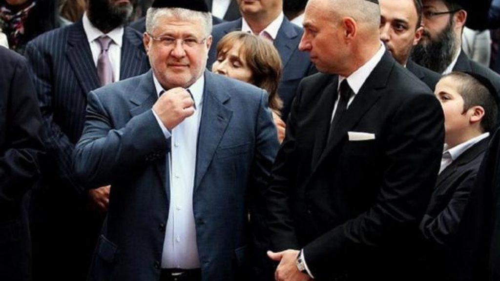 Відомий франківський антикорупціонер та громадські активіст у різкій формі розкритикував можливість коаліції між «Свободою» та партією Коломойського у майбутній обласній раді