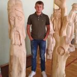 Прикарпатський майстер виробляє вражаючі скульптури із дерева за допомогою бензопили ФОТО