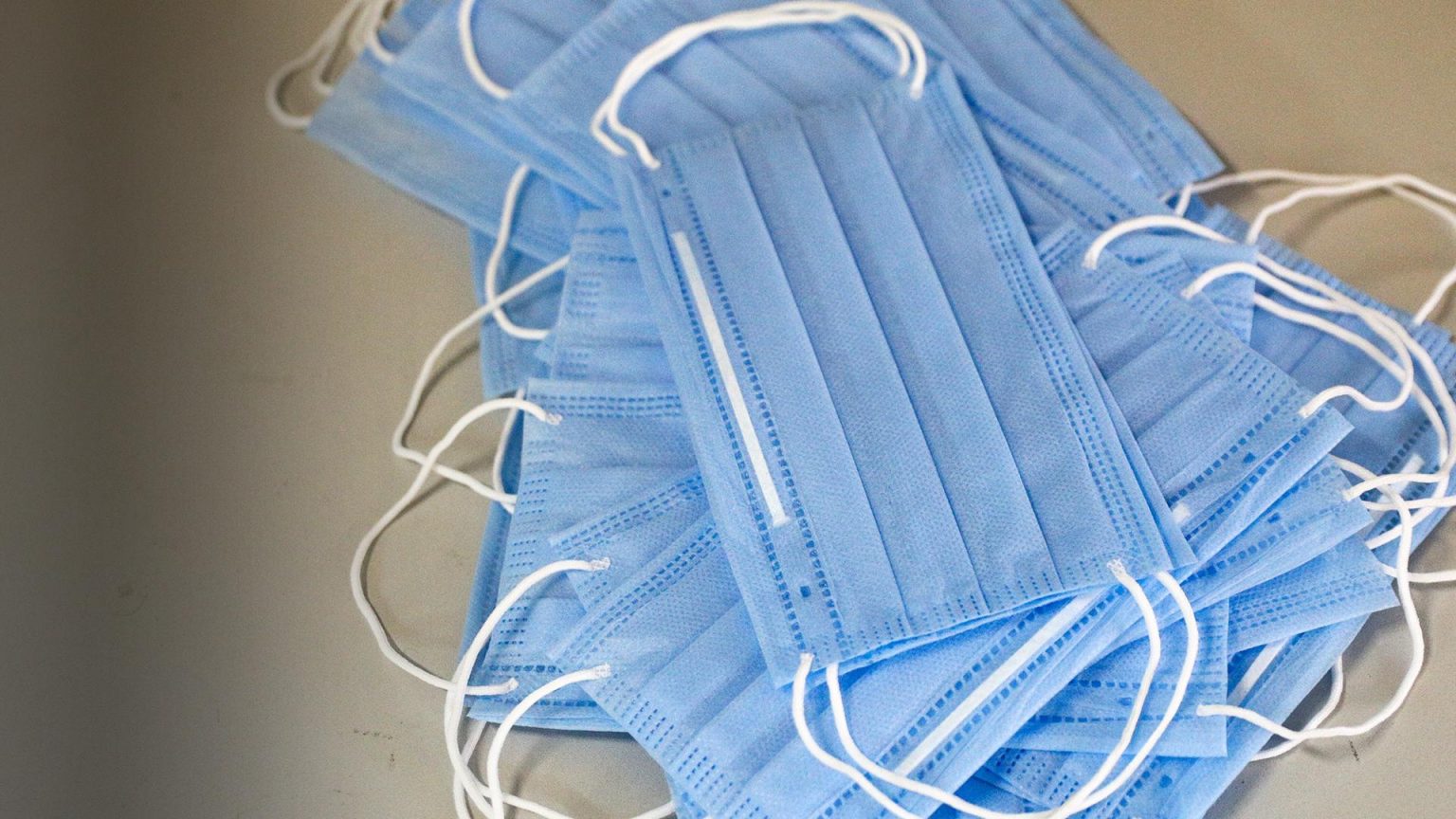 За вихідні 81 прикарпатець отримав штраф за відсутність маски