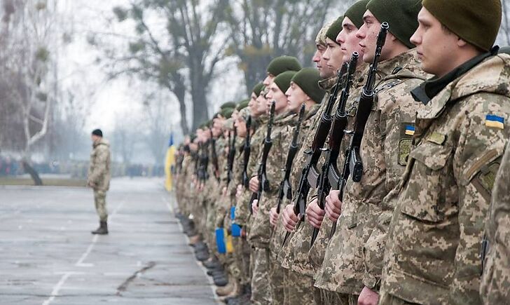 На Прикарпатті триває осінній призов ВІДЕО