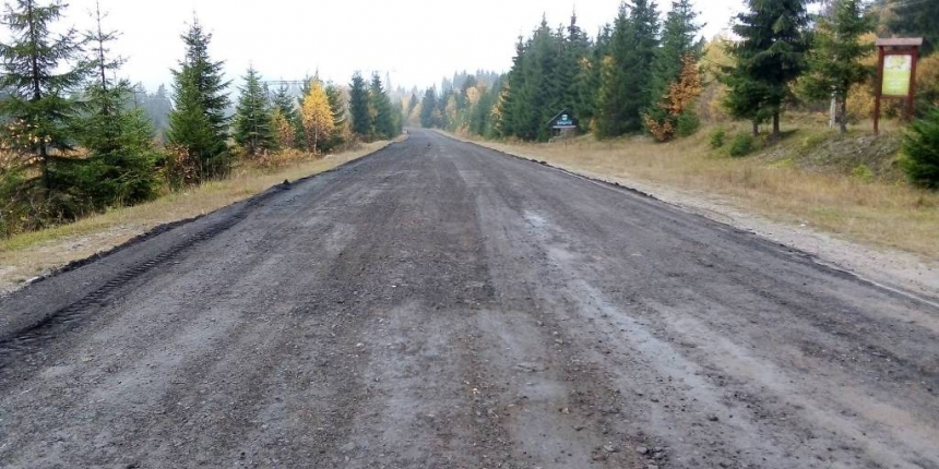 Триває ремонт автодороги Долина – Хуст ФОТО