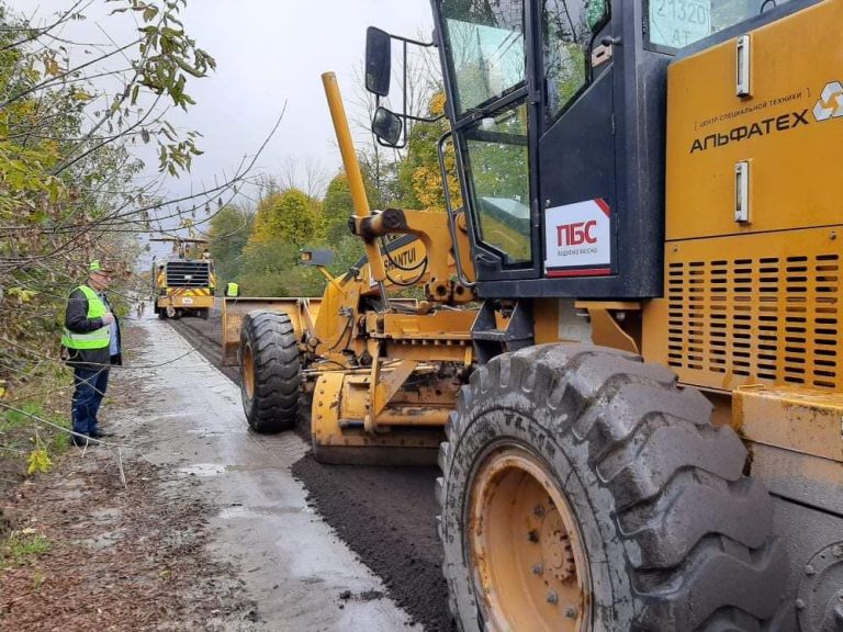 Буковельська фірма «ПБС» відремонтує дорогу у Тлумачі