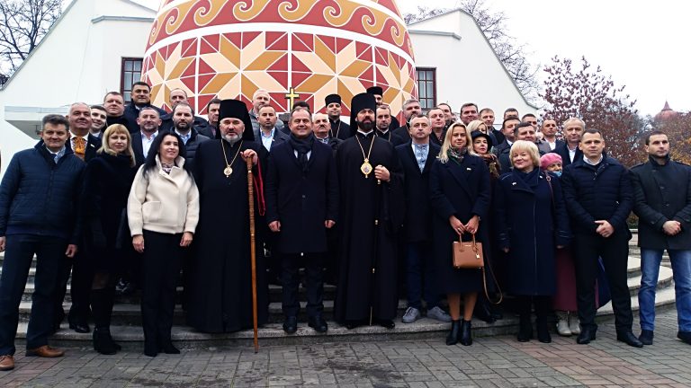 У Коломиї відбулася перша сесія новообраної міськради ВІДНО