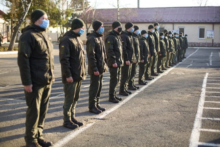 Франківські нацгвардійці-строковики пішли на «дємбєль»