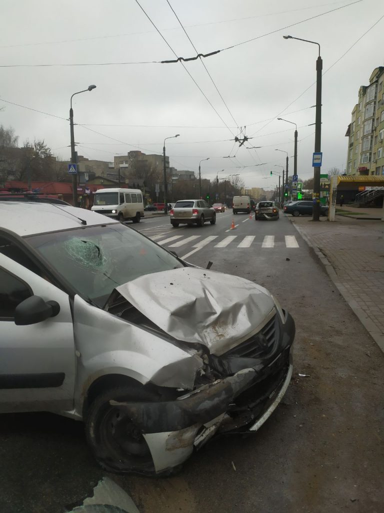 У Франківську нетверезий водій спричинив ДТП - є один травмований