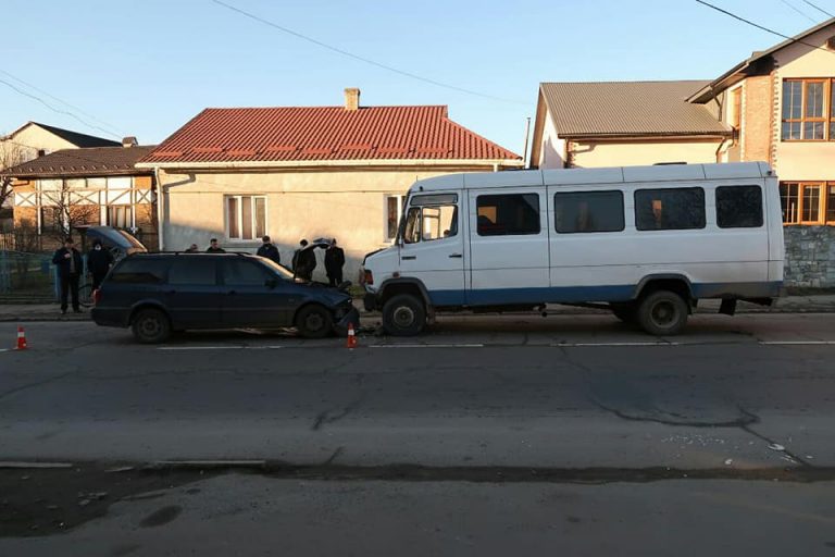 За минулу добу у ДТП постраждали дев`ять прикарпатців