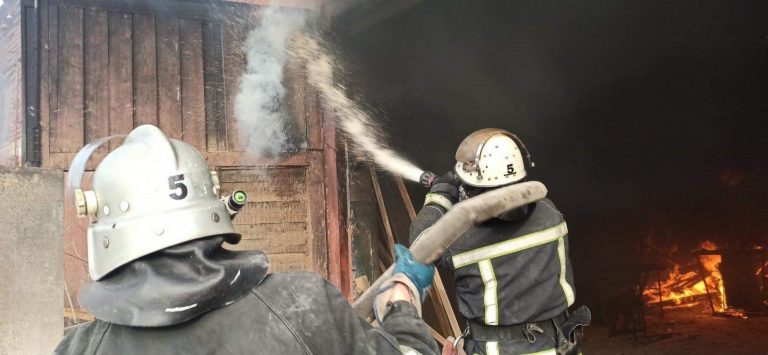 В Коломиї трапилася пожежа на деревообробному підприємстві