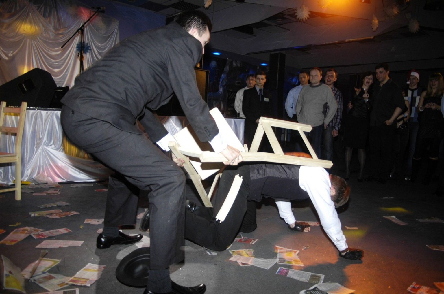 Поліцейським, які у Франківську побили чоловіка, оголосили про підозру