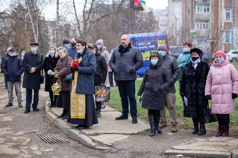 Франківці вшанували пам'ять громадського діяча Романа Левицького ФОТО