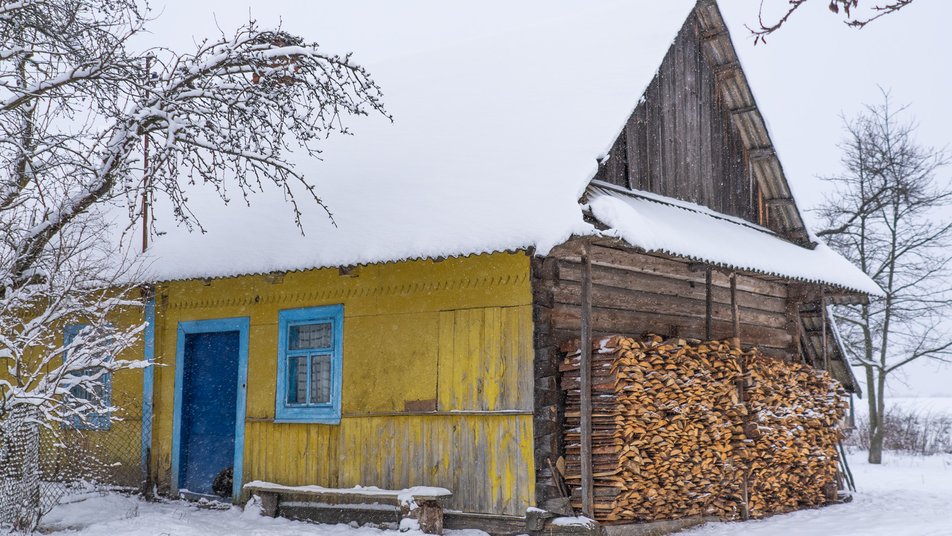 Нове життя старим хатам: прикарпатка створила унікальний проєкт ФОТО