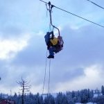У Карпатах зупинився підйомник на якому перебували приблизно 70 людей