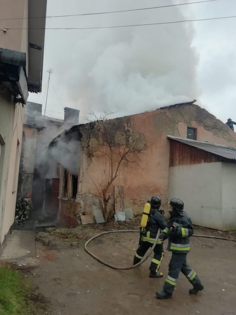 У Франківську горів закинутий будинок