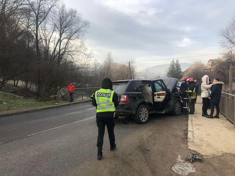 На Прикарпатті внаслідок ДТП травмовано 2 особи