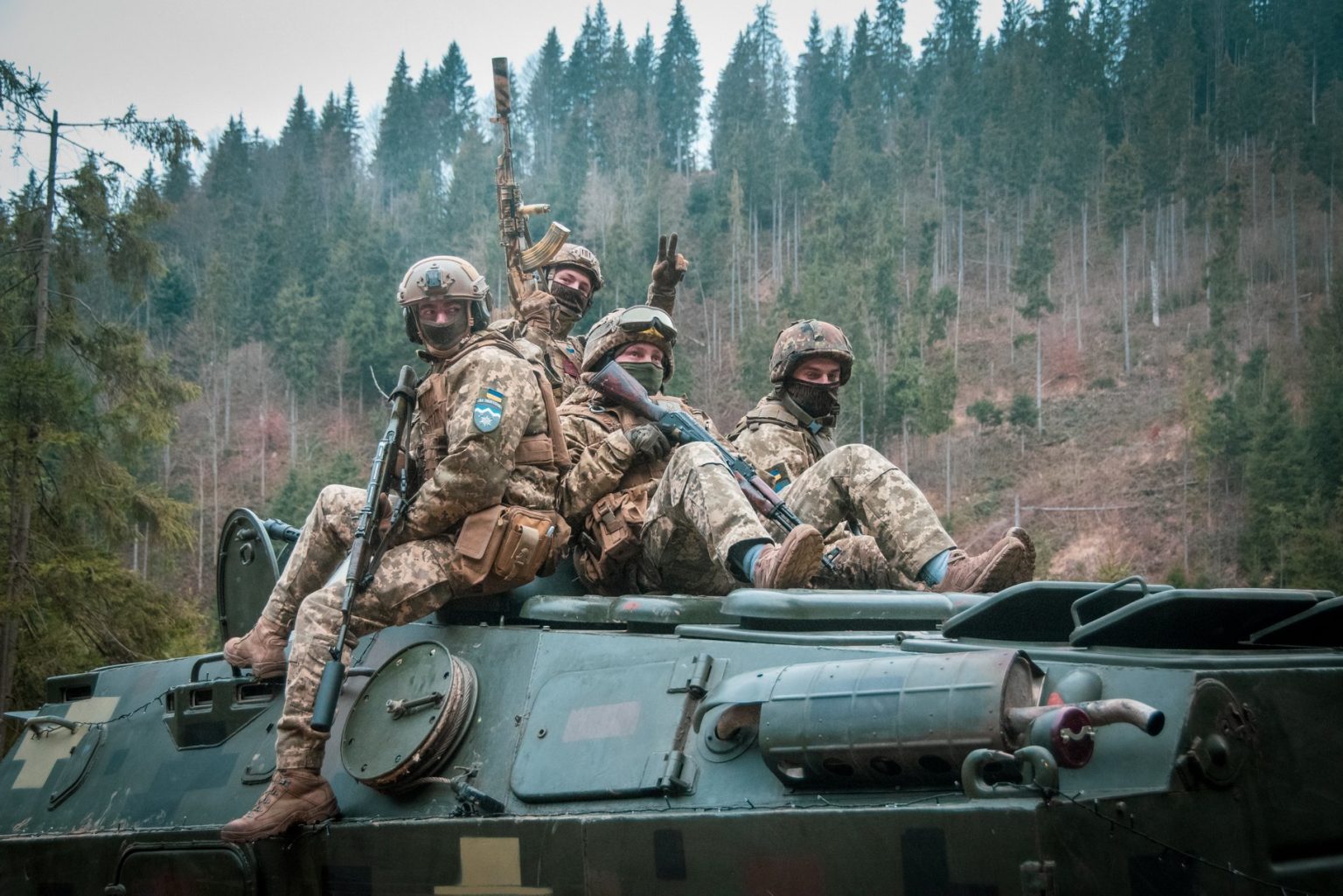 Бійці 10 гірсько-штурмової бригади проходять навчання у Буковелі ФОТО