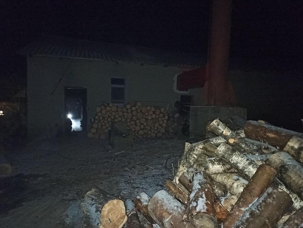 У Косівському районі на території сільської школи трапилась пожежа ФОТО