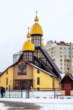 Франківський фотограф показав на світлинах красу та велич храмів міста ФОТОРЕПОРТАЖ