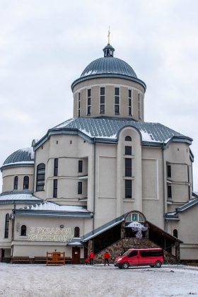 Франківський фотограф показав на світлинах красу та велич храмів міста ФОТОРЕПОРТАЖ