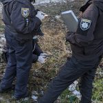 У Франківську поблизу міського озера знайшли пістолет