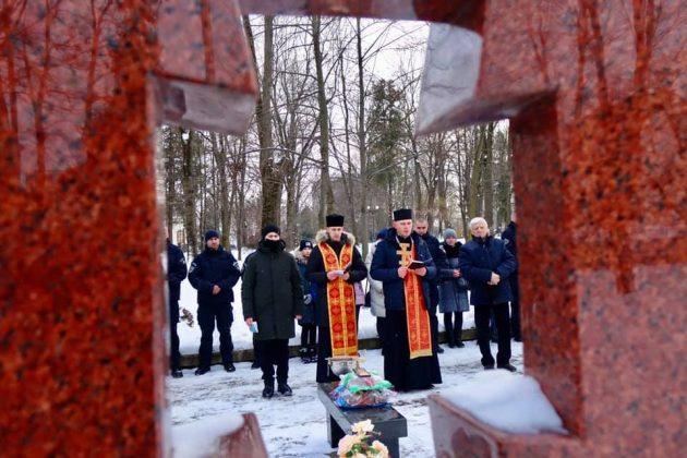 В Івано-Франківську вшанували пам’ять загиблих на Сході правоохоронців ФОТО