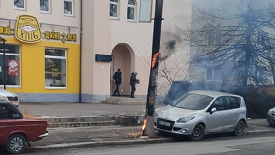 У середмісті Франківська зайнялася електроопора ФОТО