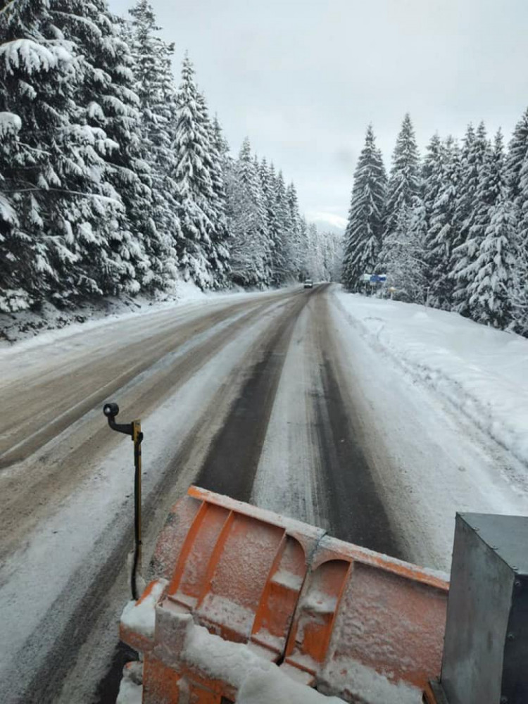 Вишківський перевал замело снігом ФОТО