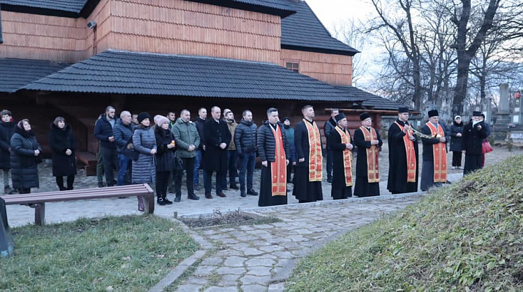 Громада Коломиї молилася за молодь, яка полягла під Крутами ФОТО