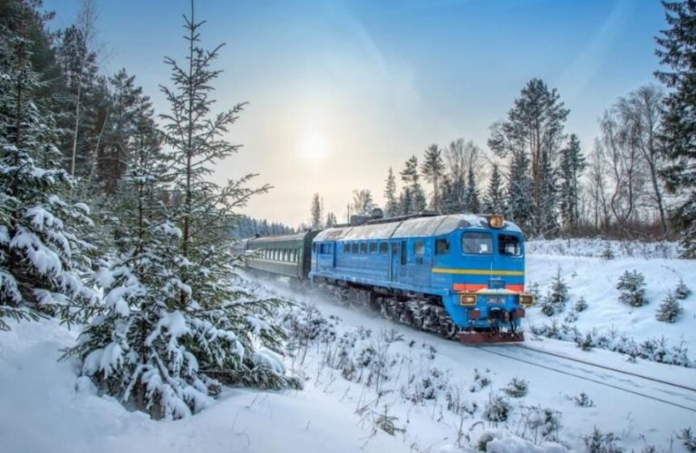 Під час січневого локдауну поїзди курсуватимуть без змін