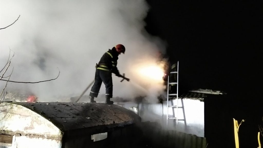 Пожежі продовжують завдавати клопотів мешканцям Прикарпаття
