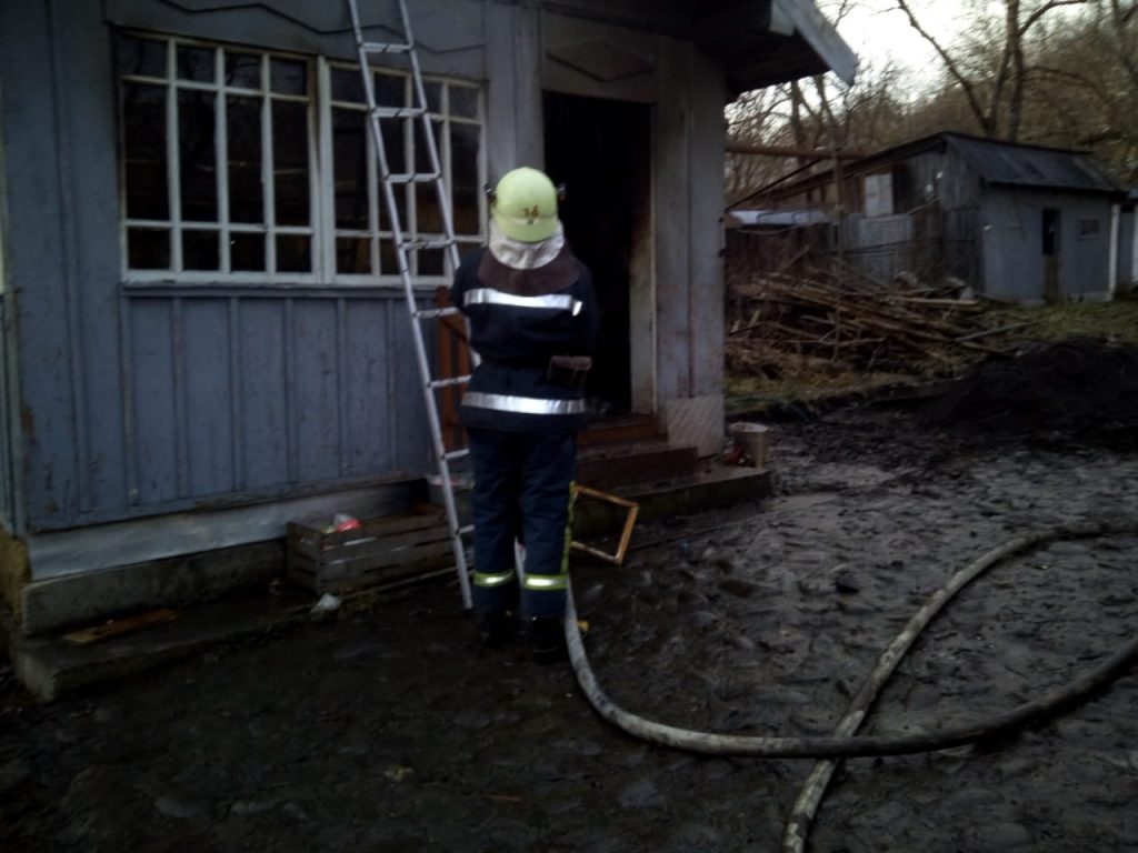 На Прикарпатті вогонь забрав життя літнього чоловіка