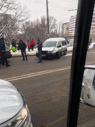 На Галицькій у Франківську – ДТП, утворюється затор ФОТО