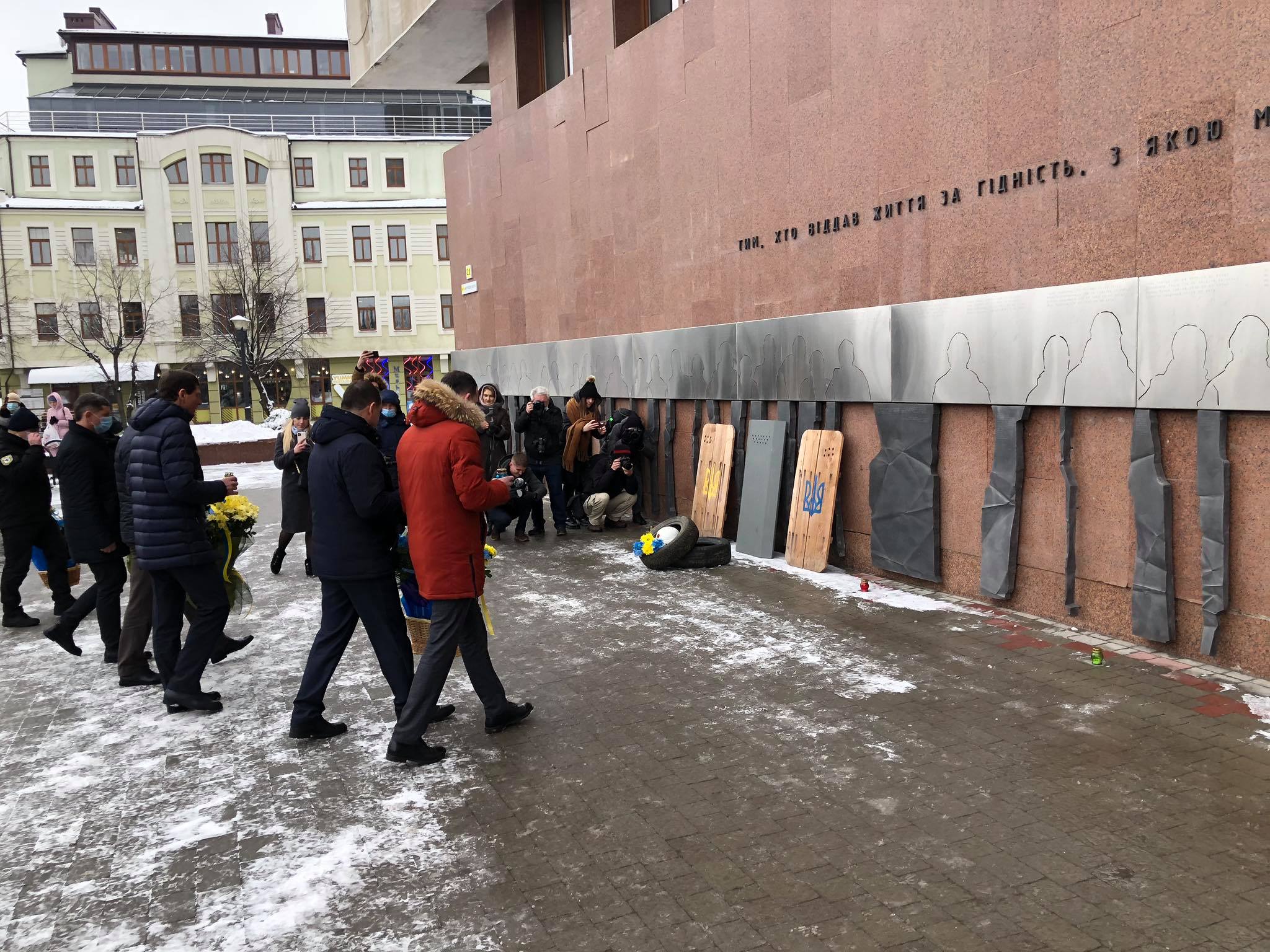 розстріли