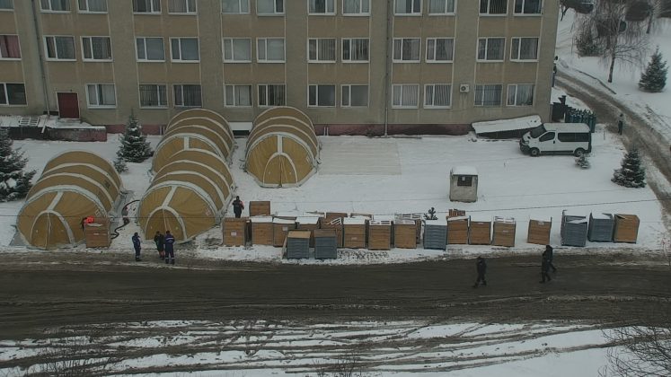 Богородчанську ЦРЛ повністю переобладнують для допомоги хворими на COVID-19 ВІДЕО