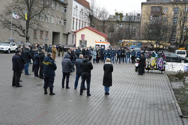 У Івано-Франківську прощаються з полковником ДСНС у відставці ФОТО