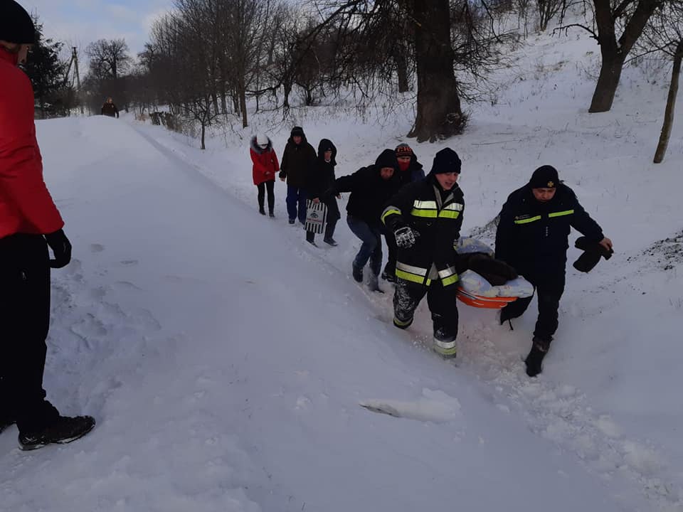 В ці дні прикарпатські надзвичайники працюють замість швидкої ФОТО