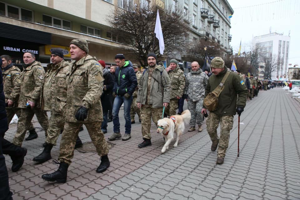 У Франківську вкотре вшанують героїв битви за Дебальцеве ФОТО