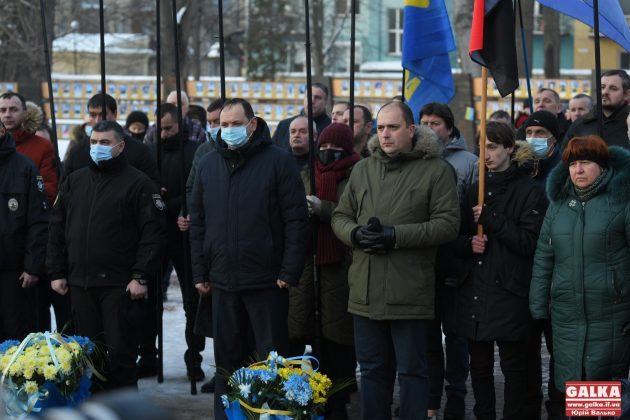 В Івано-Франківську смолоскипною ходою вшанували пам'ять героїв Небесної сотні ФОТОРЕПОРТАЖ