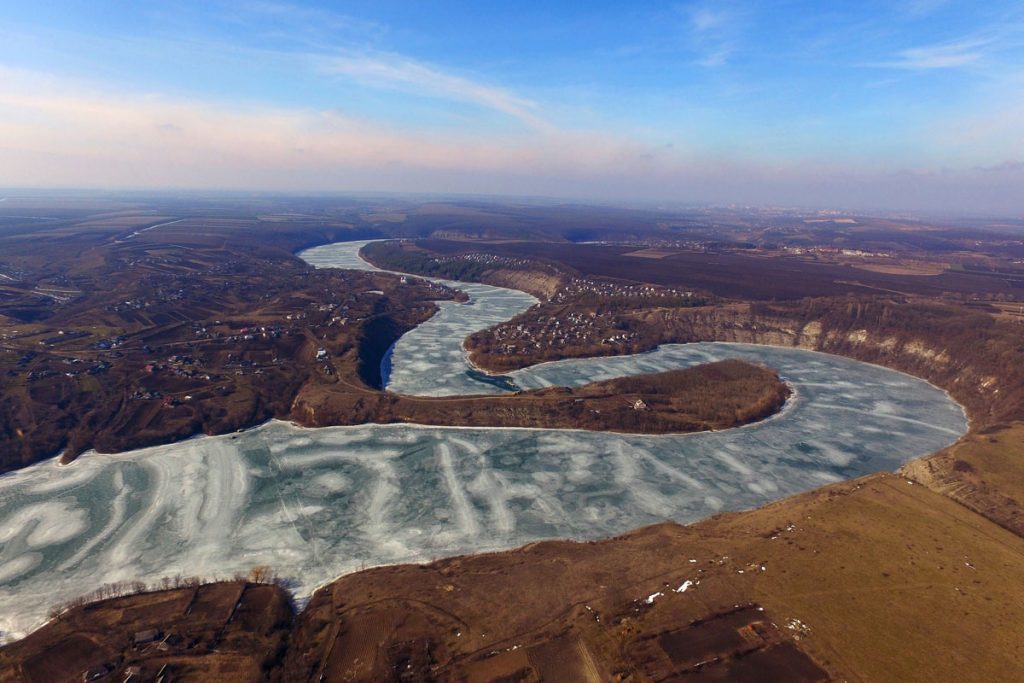 Науковці з Франківська розробили систему моніторингу води у Дністрі