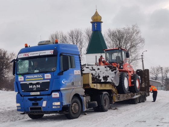 Для допомоги надзвичайникам у боротьбі зі сніговою стихією на Городенківщину стягують спецтехніку ПБС ФОТО та ВІДЕО