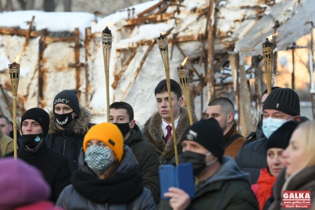 В Івано-Франківську смолоскипною ходою вшанували пам'ять героїв Небесної сотні ФОТОРЕПОРТАЖ