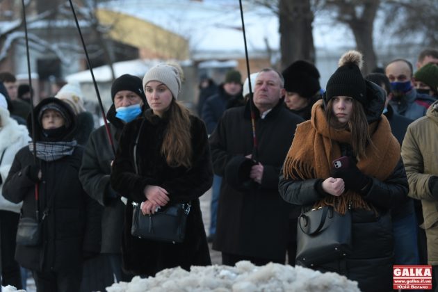 В Івано-Франківську смолоскипною ходою вшанували пам'ять героїв Небесної сотні ФОТОРЕПОРТАЖ