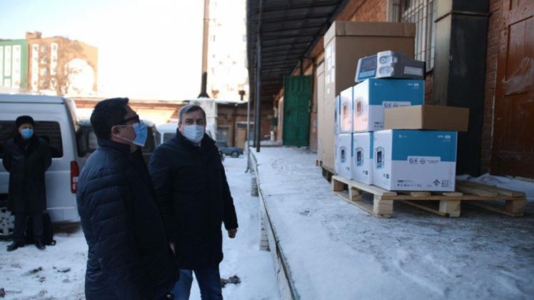 11 апаратів ШВЛ і 115 кисневих концентраторів отримають Прикарпатські лікарні ФОТО