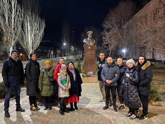 Актори Франківського драмтеатру зіграли виставу на Луганщині ФОТО