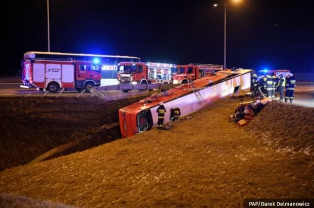 З'явилися фото із місця жахливої автотрощі у Польщі, де загинуло 6 і травмувалося 15 українців ФОТОРЕПОРТАЖ