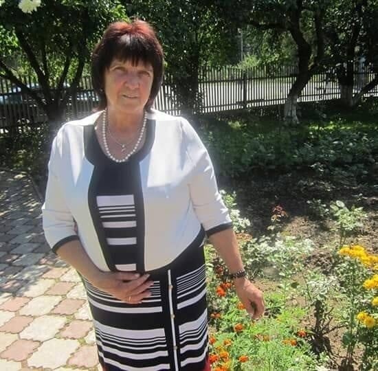 У Франківську після тривалої хвороби померла медсестра дитячої поліклініки ФОТО