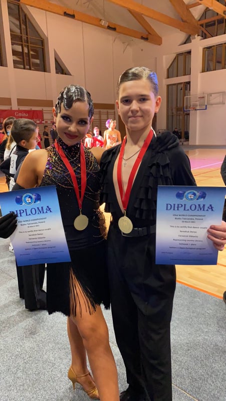 Юна танцювальна пара з Франківська стала абсолютними чемпіонами світу ФОТО